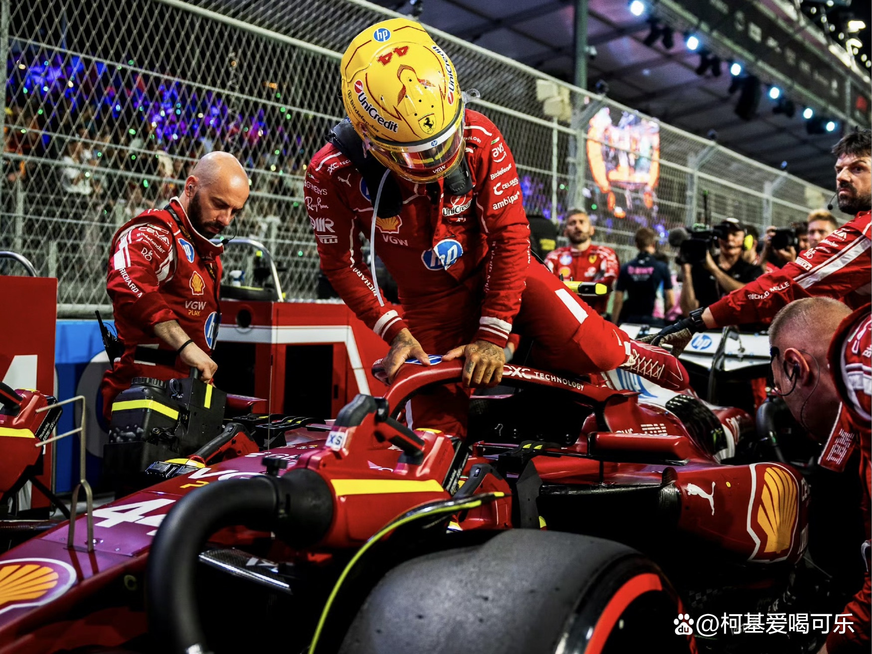 迈凯伦完胜红牛二队，维斯塔潘点燃赛场