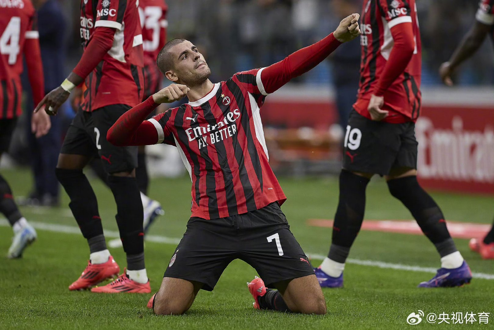 国际米兰翻盘莱比锡红牛，萨内状态火热