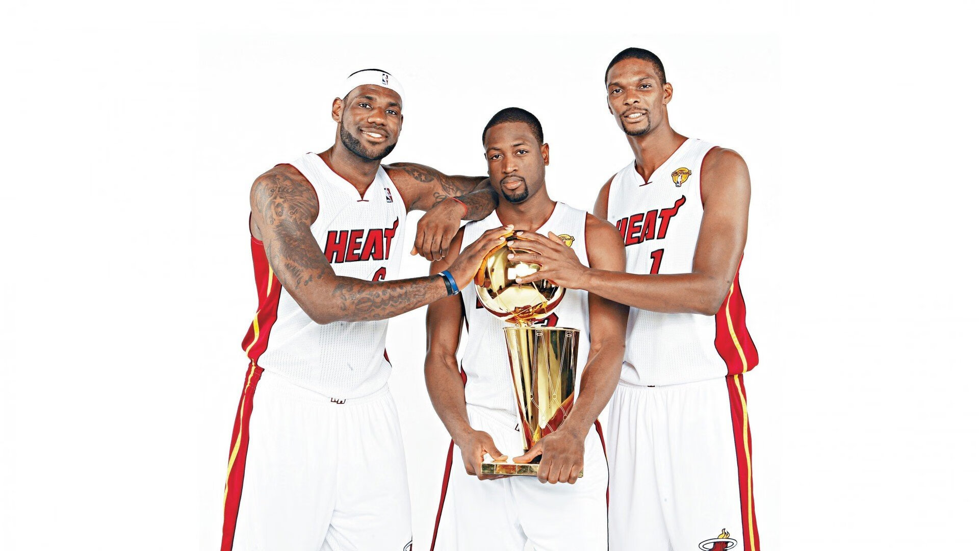 奥斯梅恩，舞台越大越强，国际米兰火力压制牙买加的背后逻辑