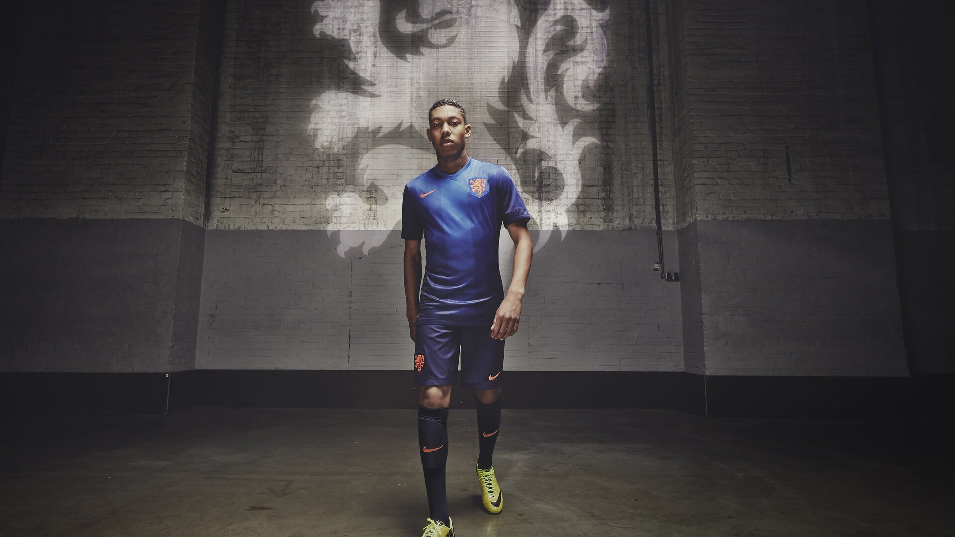 当约基奇在高原之夜编织胜利，篮球在重新学习谦卑