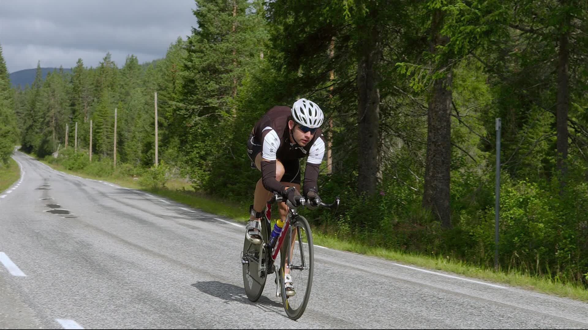 郁金香险陷热带风暴，奥斯梅恩一己之力，为荷兰拆弹成功